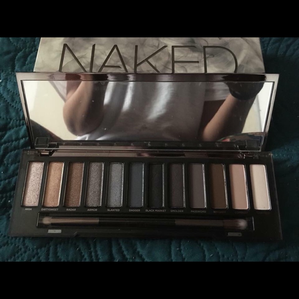 Palette - Picture 2 of 2